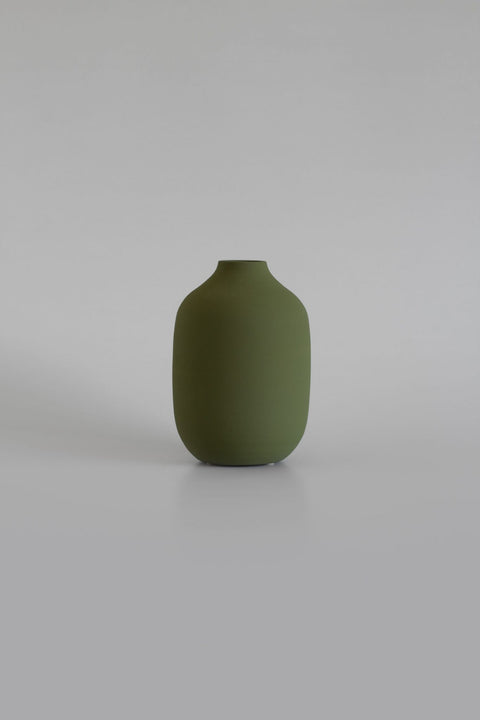O cactuu The Island Collection 03 vase olive green